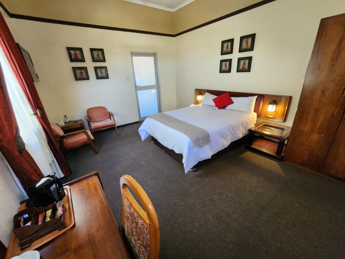 Royal Hotel Ladysmith Bagian luar foto