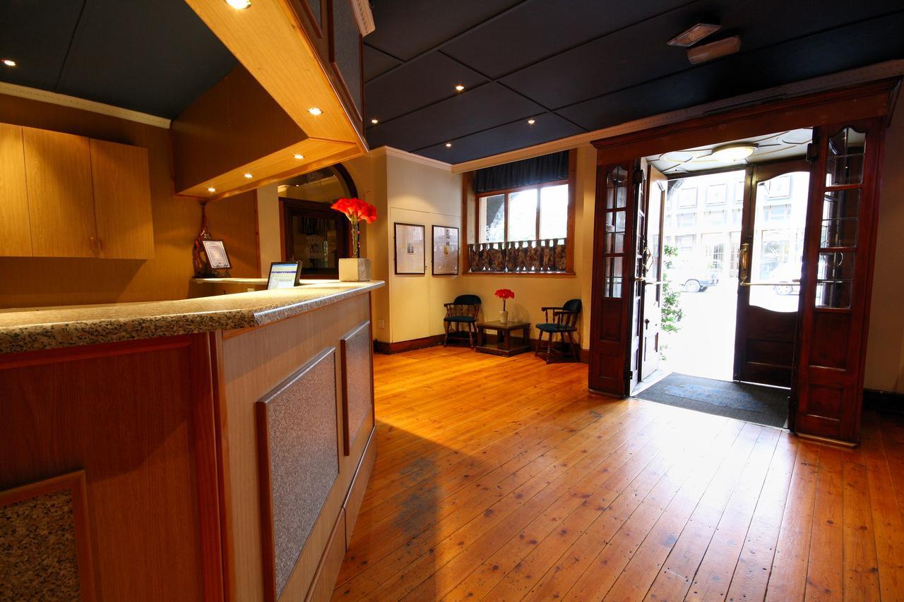 Royal Hotel Ladysmith Bagian luar foto